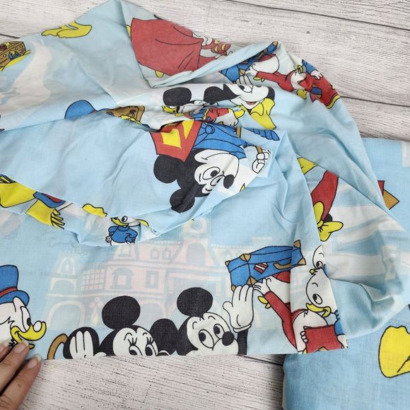 Vtg 80s Disney Frontierland Twin Sheet Set Mickey Mouse Donald Minnie Pluto - Picture 3 of 12